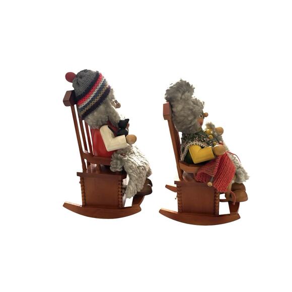 Steinbach Volkskunst Smoker Grandma & Grandpa Rocking Chair Music Boxes Set - Picture 2 of 6
